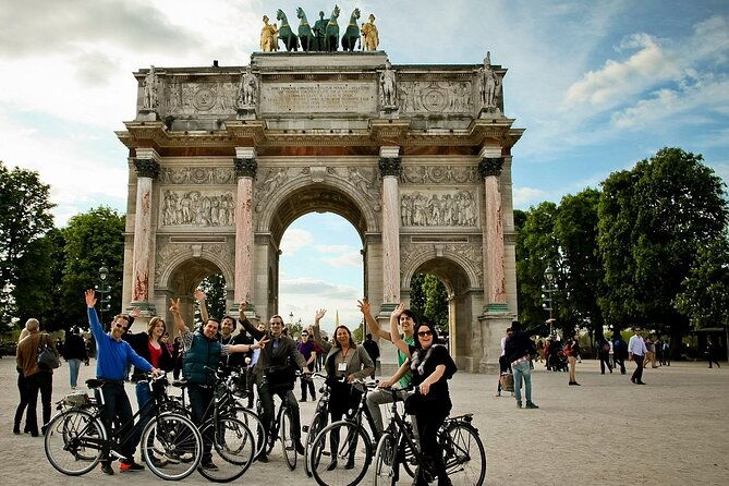 best-of-paris-by-bike-with-a-local