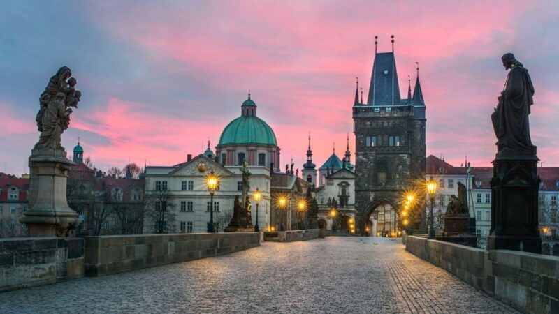 best-of-prague-private-walking-tour-with-local