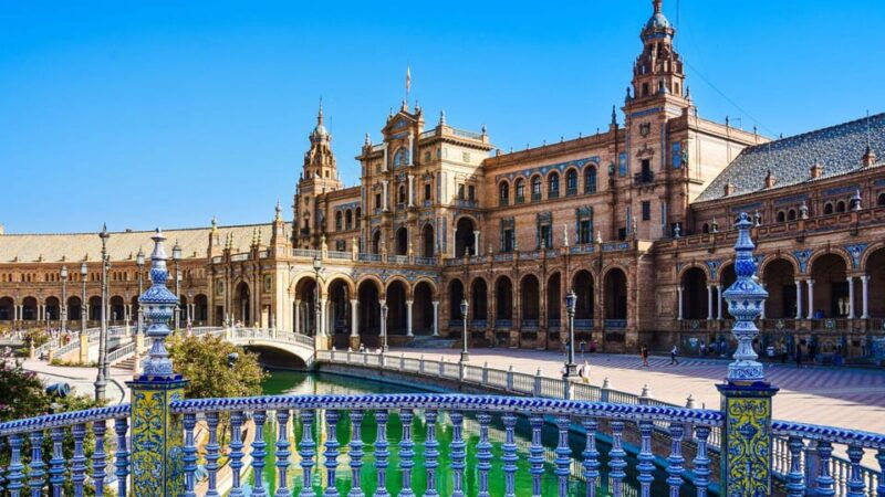 best-of-seville-private-walking-tour-with-local