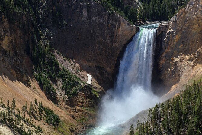 best-of-yellowstone-guided-tour-from-bozeman-private-tour