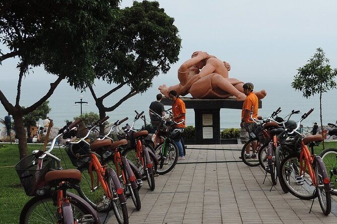 best-peruvian-food-bike-tour-in-lima