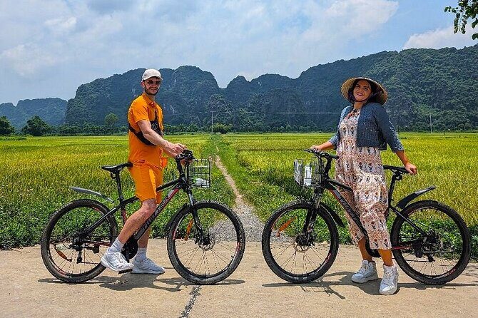 Best Private Tour Hanoi to Ninh Binh Discover Tam Coc & Hoa Lu - Exploring Ninh Binh: A Practical Breakdown