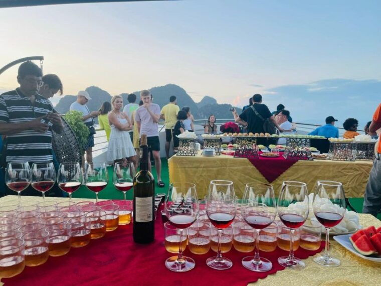 best-seller-2d1n-hanoi-ninh-binh-halong-bay