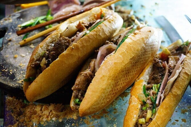 Best Seller Hanoi Street Food Tour with Train Street Visit - A Deep Dive into the Hanoi Street Food Tour Experience