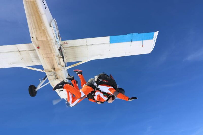 best-skydiving-close-to-brno-and-olomouc
