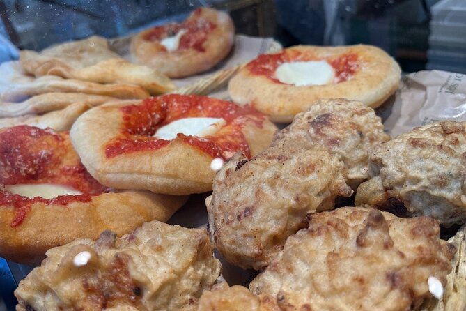 best-street-food-walking-tour-in-milan
