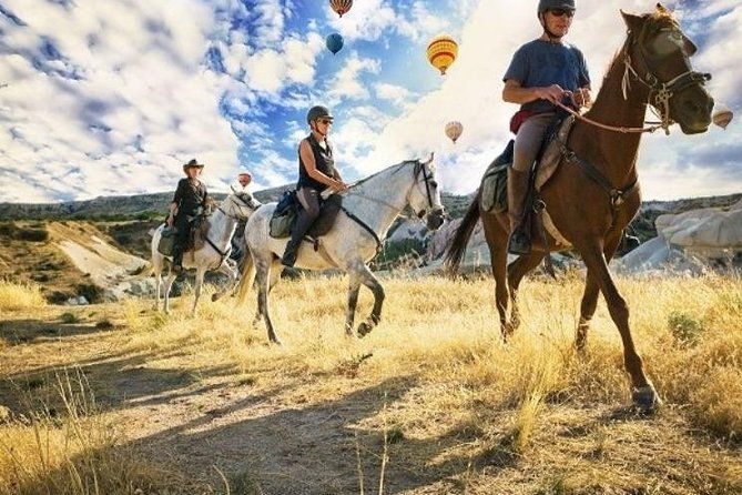 best-sunrise-horse-riding-tour-in-cappadocia-min-2-pax
