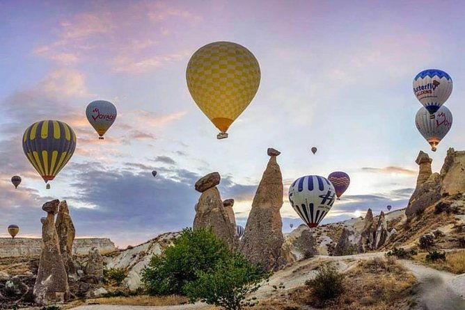 best-sunrise-horse-riding-tour-in-cappadocia-min-2-pax