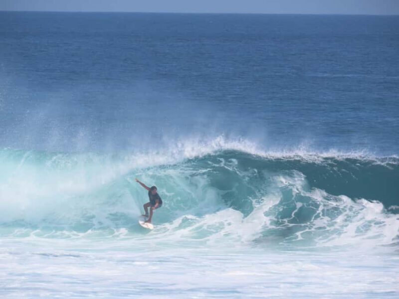 Best Surf Lesson around Uluwatu - Why This Surf Lesson Stands Out