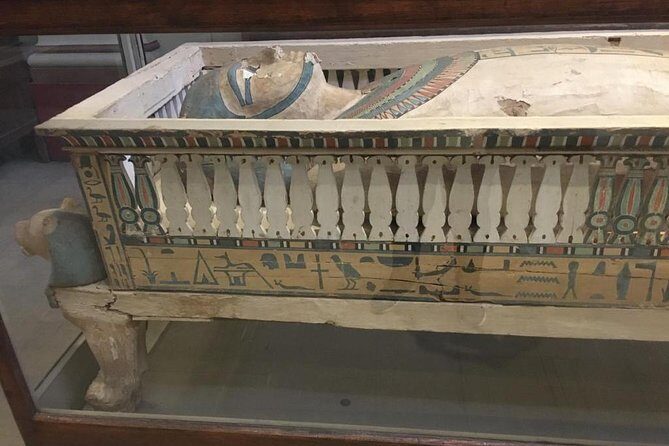 Best tour to Giza Pyramids, Egyptian Museum, Bazaar and Felucca - Key Points