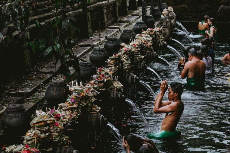 best-ubud-rice-terrace-waterfall-temple-private-transfers
