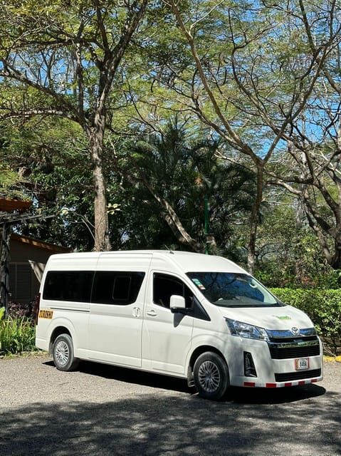 Best Value Deluxe Transportation La Fortuna - Tamarindo - An In-Depth Look at the Transfer Experience