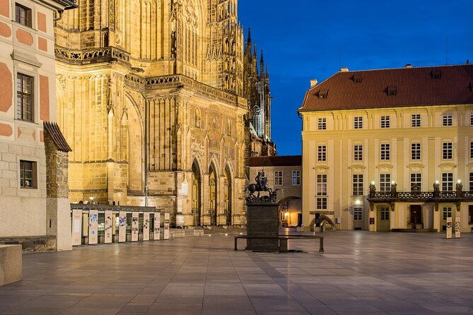 best-views-of-prague-by-night