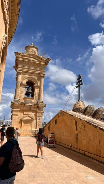 between-creations-and-miracles-handicrafts-and-the-basilica-of-mosta-tour-in-portuguese