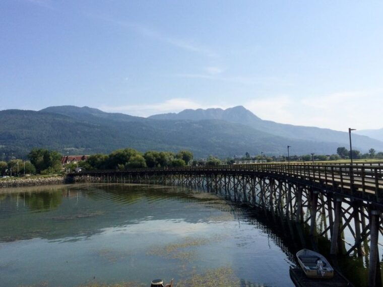 between-kamloops-revelstoke-smartphone-audio-driving-tour
