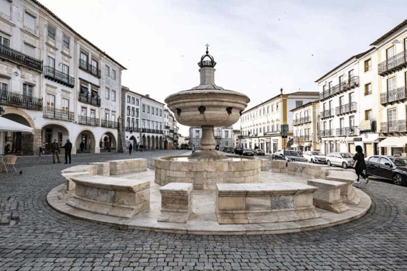 Between Life & Death: Roman Temple, Cathedral & Bone Chapel - Exploring Évora’s Historic Center
