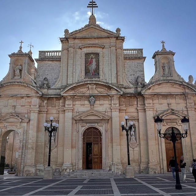 between-walls-and-stories-pearls-of-mdina-and-rabat-tour-in-portuguese