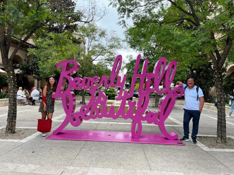 beverly-hills-rodeo-drive-open-pink-jeep-private-tour