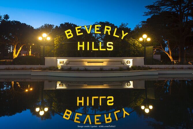 Beverly Hills & Rodeo Drive: Private 2-hour Walking Tour - What You Can Expect from the Tour Experience
