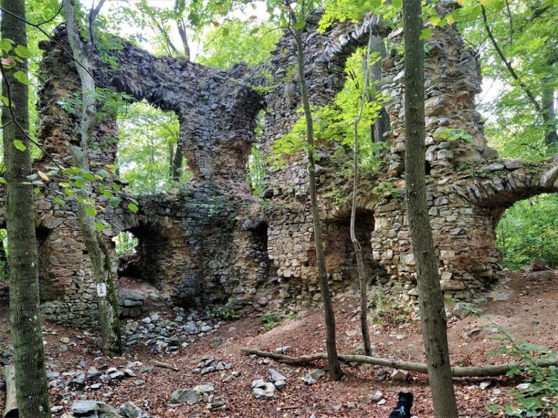 beyond-brno-best-of-czech-caves-full-day-hiking-tour