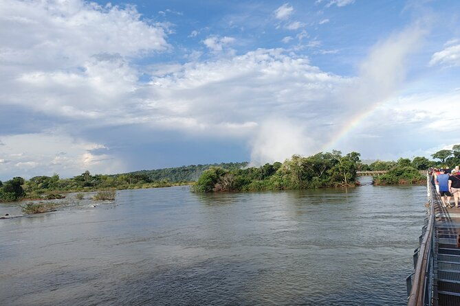 beyond-iguassu-falls-visit-iguassu-falls-with-the-best-company