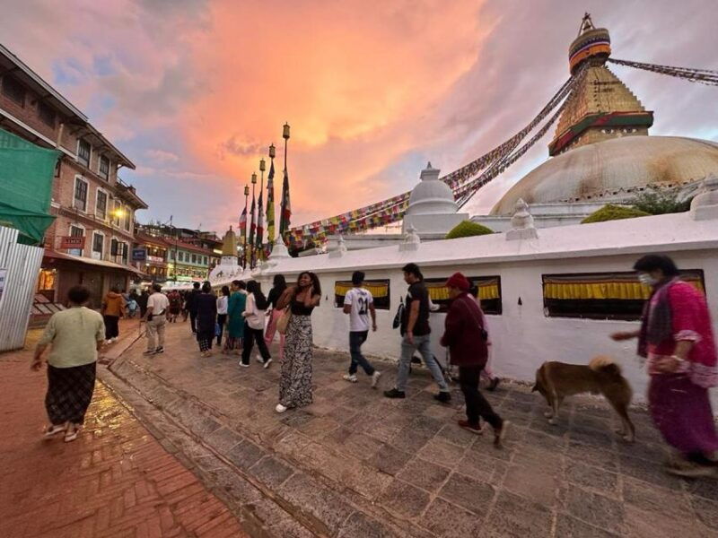 bhaktapur-durbar-square-and-boudhanath-stupa