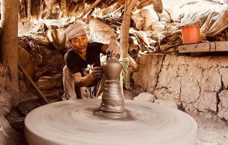 bhaktapur-durbar-square-and-pottery-making-guided-tour