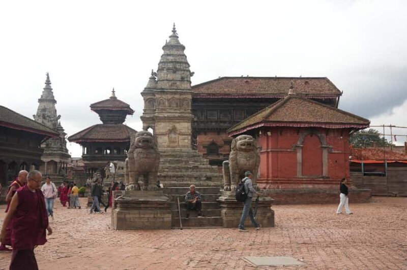 Bhaktapur: Visit 3+ Ponds, Durbarsquare & 5+ Food Testing - Discovering Bhaktapur in a Nutshell