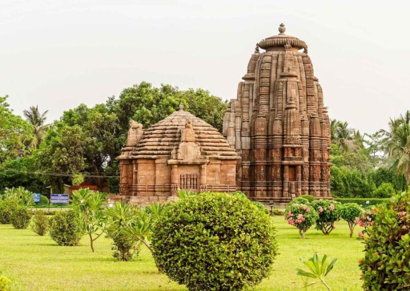 Bhubaneswar: 2 Hours Guided Heritage & Cultural Walking Tour - Key Points
