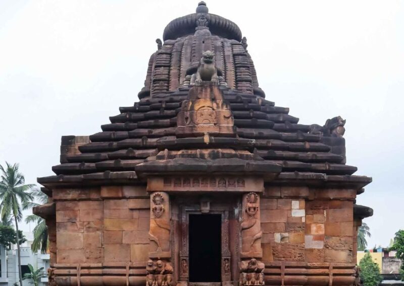 Bhubaneswar: 2 Hours Guided Heritage & Cultural Walking Tour - Insights from Reviewers