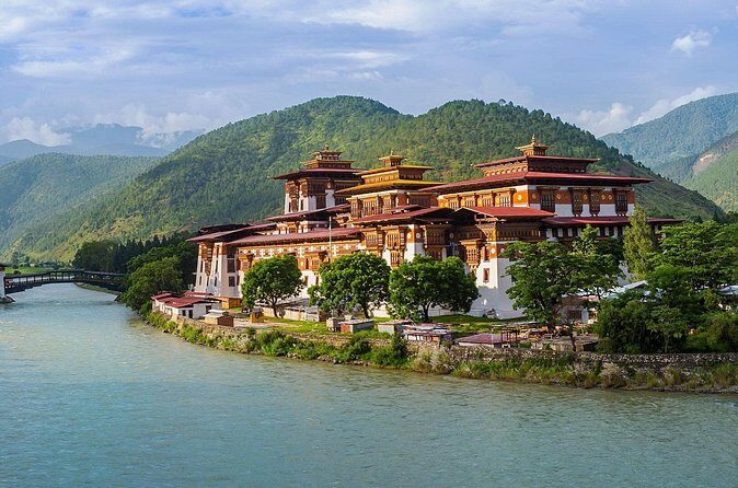 Bhutan Tour 3 Nights including Paro, Thimphu & Punakha - The Itinerary in Detail: What You Can Expect
