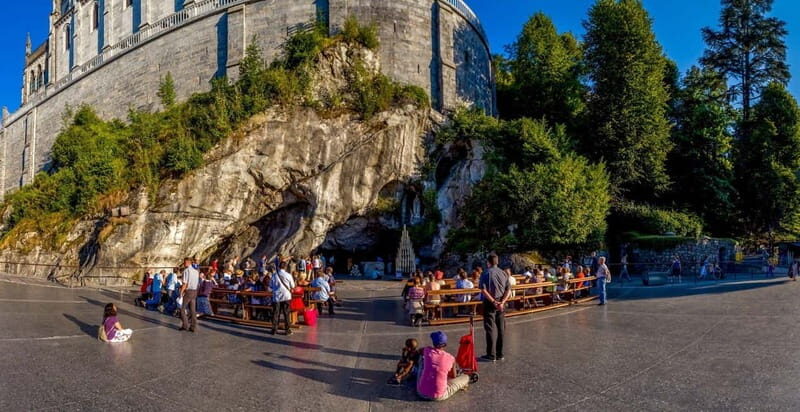 Biarritz: Visit to the Sanctuary of Lourdes in small group - What’s Included & What to Bring