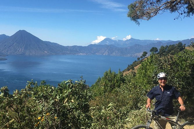 bicycle-tour-around-lake-atitlan-with-weaving-coops-and-coffee-plantations