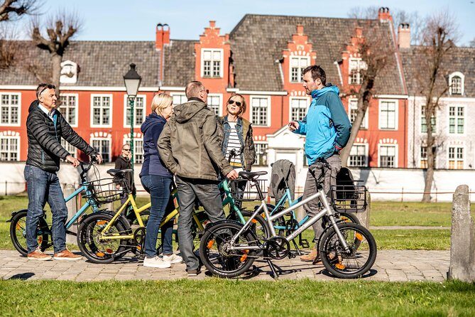 Bicycle tour in historic Ghent - Portus Ganda Marina & Riverside Views