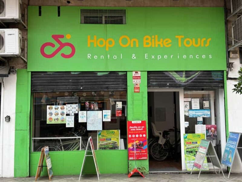 Bicycle tour of Seville - The Highlights and Stops