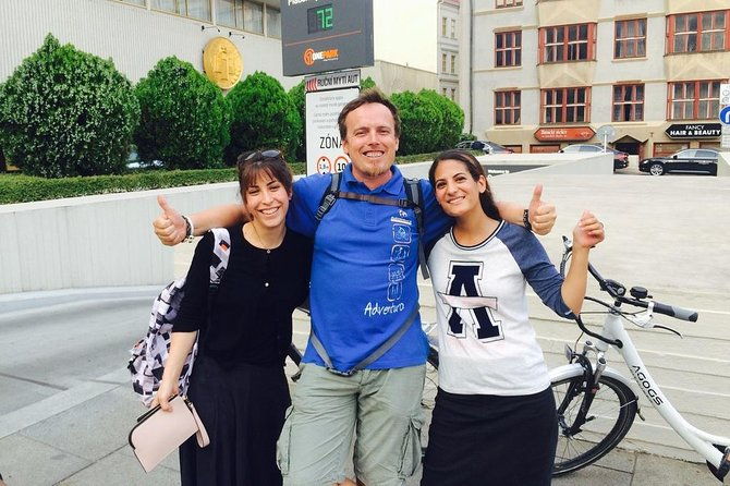 bicycle-tour-through-prague