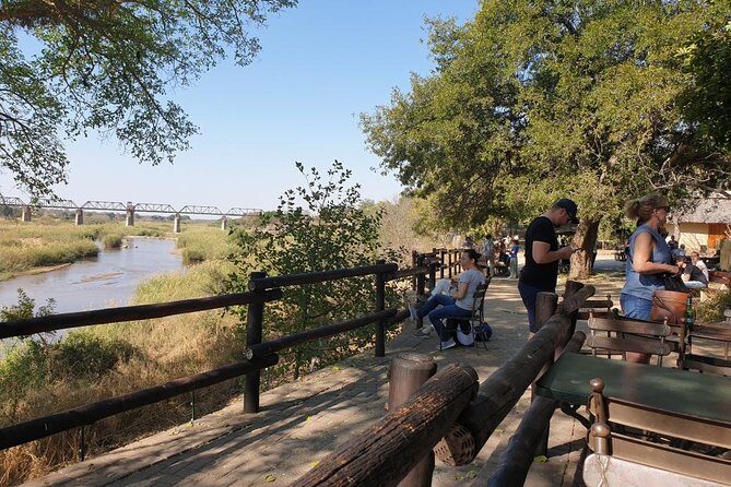 Big 5 Kruger National Park 2 Days Safari from Johannesburg - Transportation and Group Size