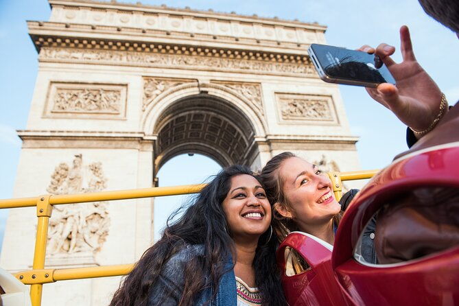 big-bus-paris-hop-on-hop-off-and-river-cruise