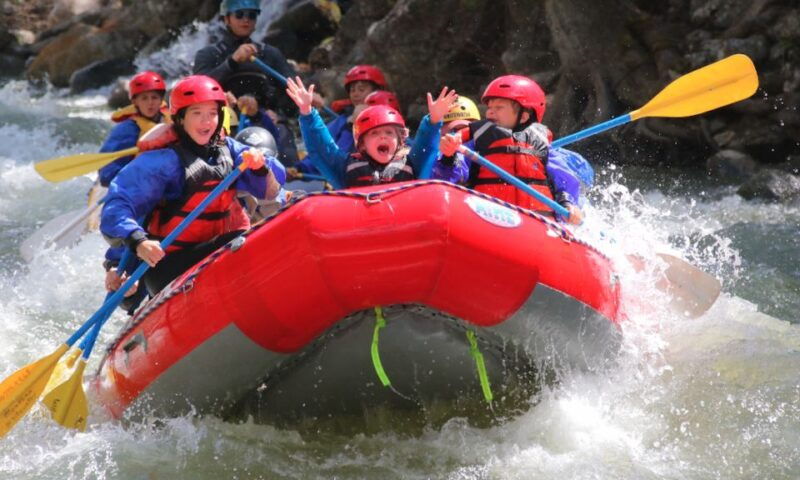 big-sky-half-day-gallatin-river-class-ii-iv-rafting-trip