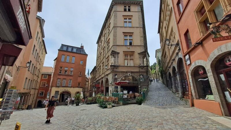 big-traboules-in-little-lyon-private-walking-tour