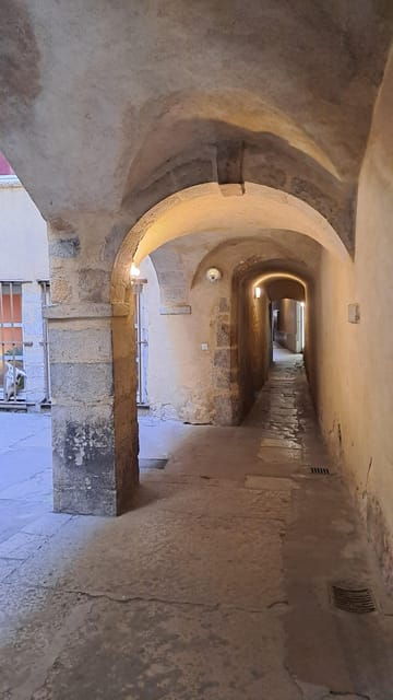 big-traboules-in-little-lyon-private-walking-tour