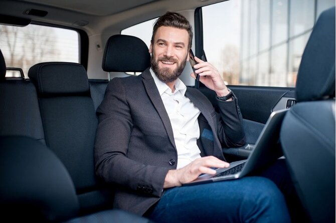 biggvee-premium-airport-one-way-transfer