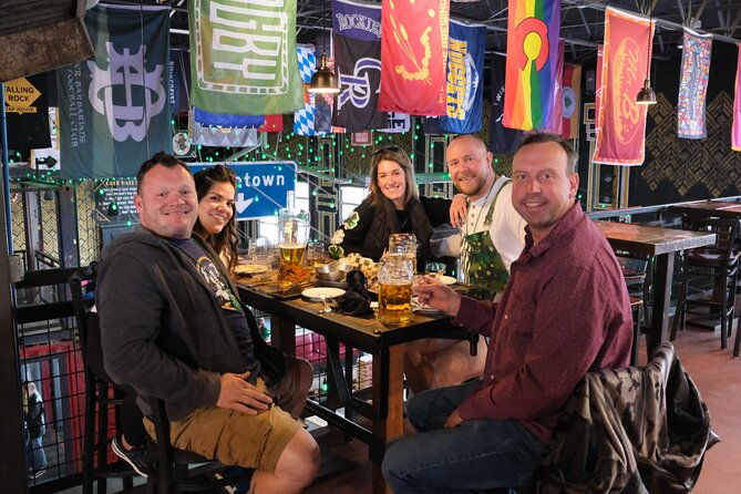 bike-and-booze-tour-of-river-north-art-district-downtown