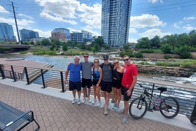 bike-and-booze-tour-of-river-north-art-district-downtown