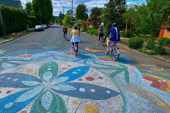 Bike Around Portland Oregon: Art, Culture, Bridges, Poetry - A Fun and Insightful Way to Discover Portland