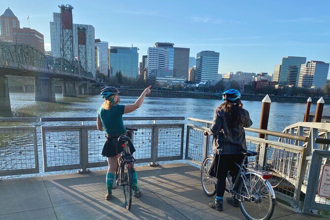 Bike Around Portland Oregon: Art, Culture, Bridges, Poetry - What You Can Expect from the Experience