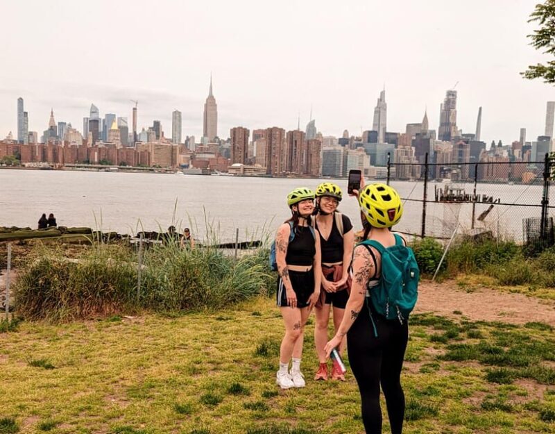 Bike Brooklyn Like a Local - Original NYC Tour Company - Starting Point & Equipment 