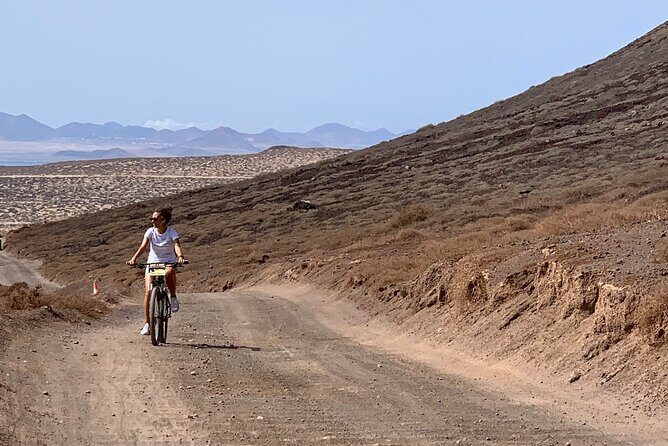 Bike Rental La Graciosa - Who Should Consider This Tour?