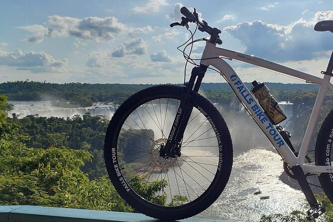 bike-rental-pedal-in-the-iguacu-falls-on-the-brazilian-side