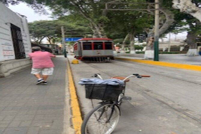 bike-ride-in-lima